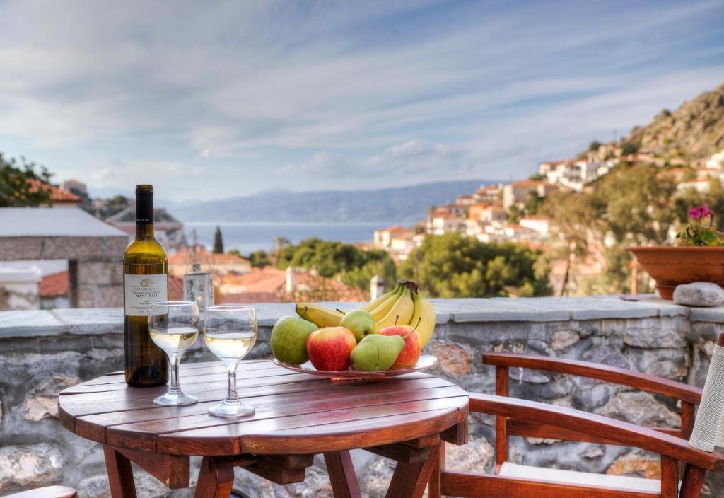 Nereids Guesthouse Ídra Szoba fotó
