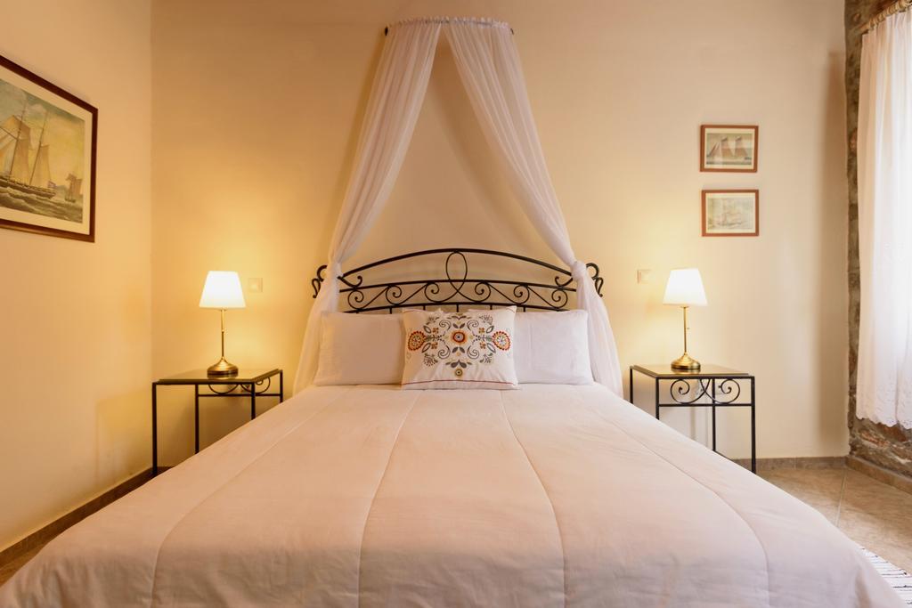 Nereids Guesthouse Ídra Kültér fotó